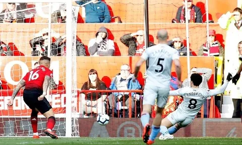 'Rojo đã phá vỡ quy tắc 1 giây'