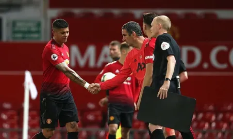 Tuyệt vọng, sao Man Utd buồn bã tiết lộ lý do phải rời Quỷ Đỏ
