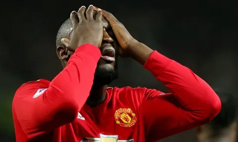 Romelu Lukaku: Từ vị thế bất khả xâm phạm đến kẻ "vô dụng" ở Man Utd