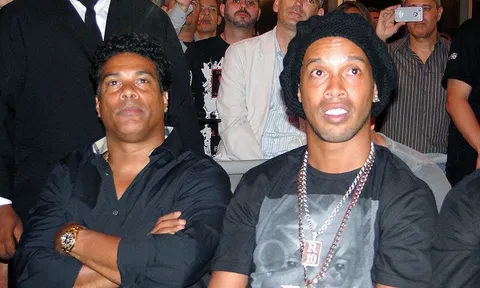 Phạm tội lớn, Ronaldinho kháng án bất thành về việc lấy lại hộ chiếu