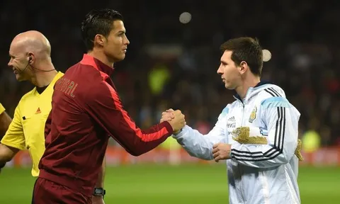 Khán giả: 'Cuộc đối đầu giữa Ronaldo và Messi còn vĩ đại hơn cả của Tom và Jerry'