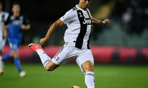Ronaldo và thống kê kinh ngạc: Duy nhất một bàn ngoài vòng 16 mét 50