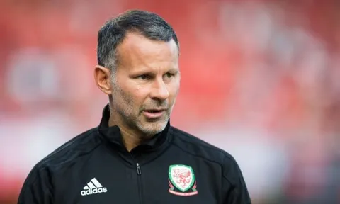Ryan Giggs muốn Man Utd học "hàng xóm" một điều để xứng bá nước Anh