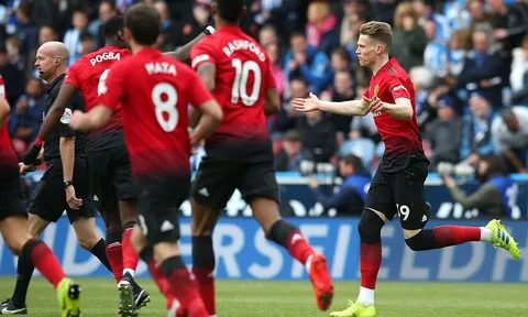 Roy Keane: Man Utd cần xây lại hàng thủ, cậu ấy không có đủ sự chắc chắn