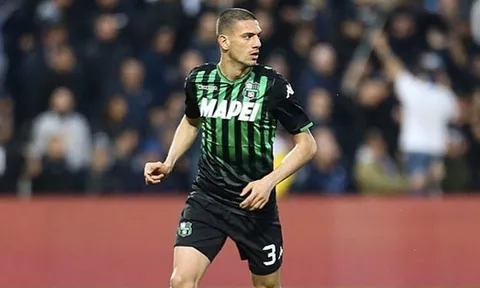 Săn hậu vệ phải, Juventus đưa sao Sassuolo vào tầm ngắm