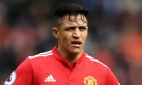 "Đó là người chưa từng và sẽ chẳng bao giờ có tương lai tại Man Utd"