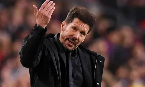 Sao Ateltico kéo nhau đi, Simeone cũng chốt tương lai