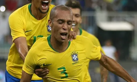 Sao Brazil đăng tải thông điệp xúc động trước thềm Copa America