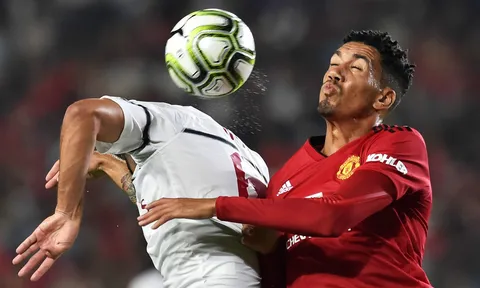 Sao M.U: "Messi có điểm yếu chỉ mình tôi biết, nhưng sẽ không nói ra"