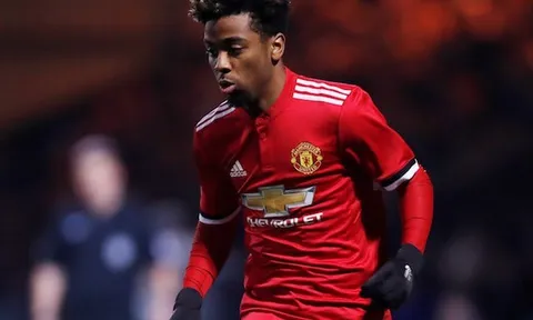 Sao trẻ cân nhắc rời Man Utd