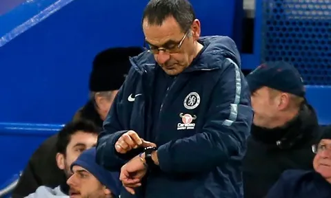 Sarri chưa bị sa thải, đã có đội bóng trải thảm mời về