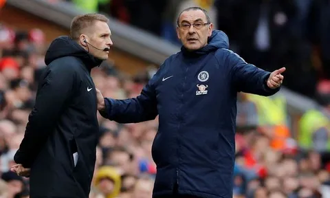 Sarri dự đoán cuộc đua vô địch NHA sau thất bại của Chelsea