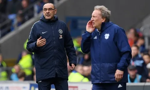 Sarri tiết lộ điều khiến HLV Cardiff giận dữ sau thất bại oan ức trước Chelsea
