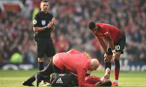 Sau 10 năm mới có hiệp đấu điên rồ như Man Utd và Liverpool