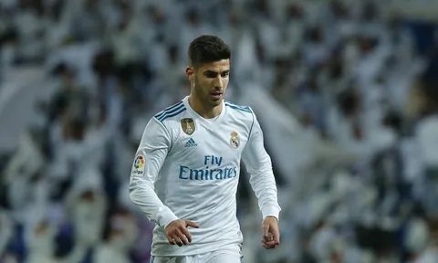 Sau Marcelo, Juve tính cướp thêm cho Ronaldo một "đối tác Madrid"