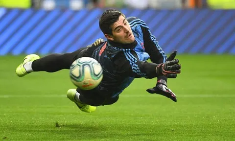 Sau toả sáng, Thibaut Courtois phát biểu 1 điều khiến CĐV Real phát sốt