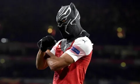 Aubameyang tiết lộ lý do thực hiện pha ăn mừng 'cực chất'