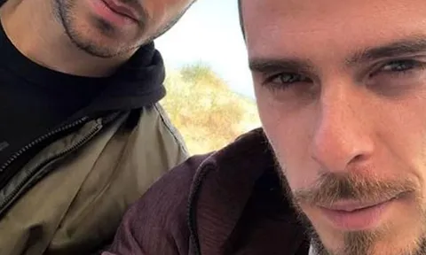 'Selfie' cùng De Gea, sao Real khiến Man United không khỏi lo lắng