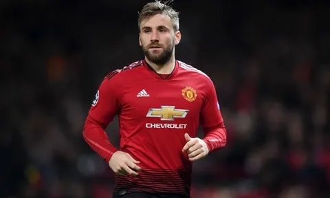 XONG! Man Utd mất trụ cột ở trận lượt về với Barca