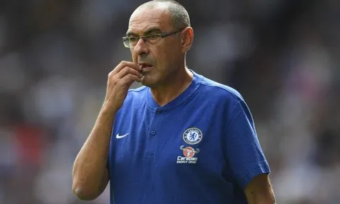 Sốc! 2 sao Chelsea nắm được "vận mệnh" của Maurizio Sarri