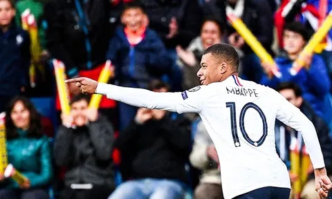 SỐC! Bị tố làm loạn để rời PSG, Mbappe 'dằn mặt' với 1 câu cực gắt