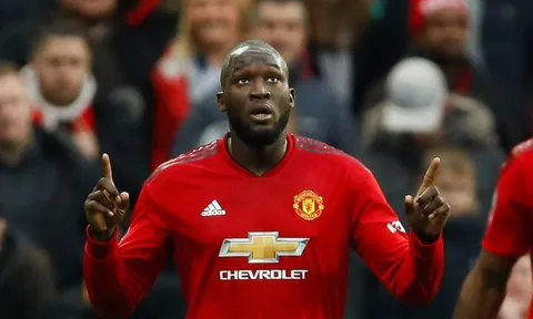 Sốc! "Bom xịt" Man Utd bỗng trở thành "người được chọn"