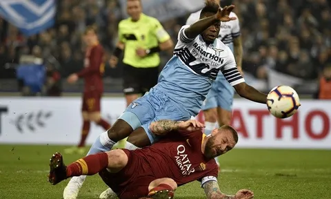 Sốc: Chủ tịch Lazio lên tiếng ca ngợi "đối thủ không đội trời chung"