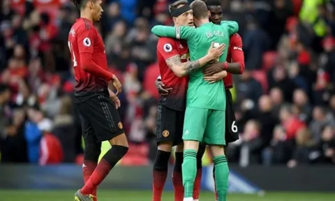 SỐC: De Gea 'cứu rỗi' Man Utd, Pogba nói một câu khó tin
