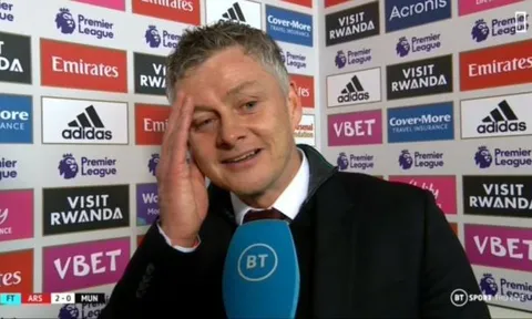 SỐC! Solskjaer lộ hình ảnh điên rồ khi M.U thất bại trước Arsenal