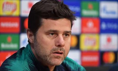 SỐC: Phóng viên hỏi 1 câu, Pochettino đập bàn rời phòng họp báo