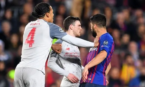 SỐC: Suarez liên tiếp gây hấn với đội bóng cũ