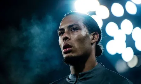 Sốc: Van Dijk có thể sẽ khiến Liverpool "khóc hận"