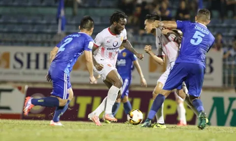 17h00 ngày 19/5, Quảng Nam vs Nam Định: Cuộc chiến người cùng khổ