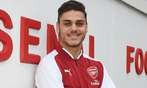 Sokratis nhận định lạc quan về trụ cột tương lai của Arsenal