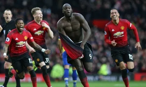 Solskjaer nói điều tuyệt vời giữa giờ nghỉ giúp M.U hạ Southampton