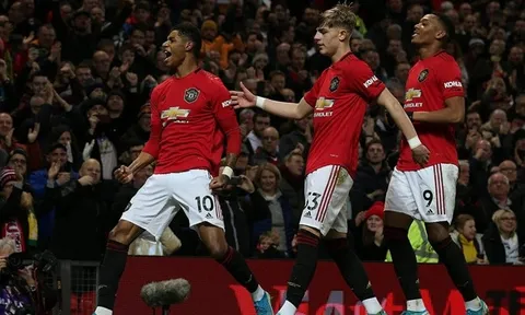 Rashford lập cú đúp và rời sân sau 7 phút, Ole xác nhận lí do