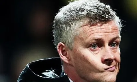 Solskjaer yếu đuối hay Man Utd cố tìm cách "giải nén" Barca?
