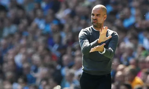 Son Heung-min liên tục uy hiếp, Pep tá hỏa 'múa quạt' bên ngoài đường biên