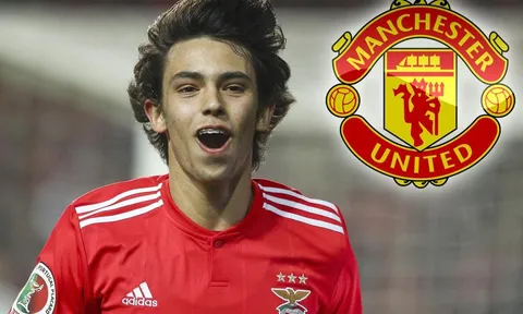 NÓNG: HLV Benfica lên tiếng về vụ 'Ronaldo 2.0' đến Man Utd