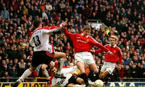HLV Solskjaer và sứ mệnh cứu derby nước Anh