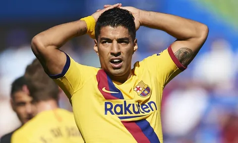 Suarez bất ngờ ngăn "bom tấn" 100 triệu euro đến Liverpool