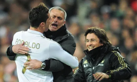 Tại sao Mourinho nên chọn Juventus là "nhà" ngay lập tức?