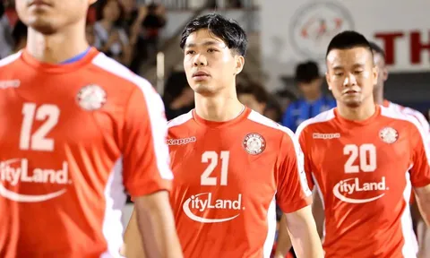 “Tái xuất” V-League, cú hích cho Công Phượng lãnh xướng hàng công ĐT Việt Nam?