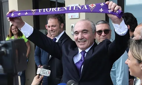 Tân Chủ tịch ra mắt, người hâm mộ Fiorentina có hành động khó tin