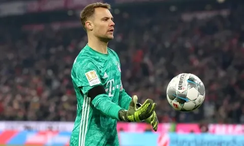 Tạo nên "bàn tay nhỏ", Neuer hùng hồn tuyên bố: "Bayern đang trở lại"
