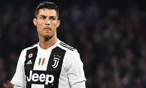 Thảm bại, Griezmann nói điều thật lòng về Ronaldo