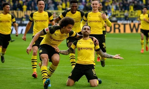 Thắng 2-0, Dortmund sở hữu nhiều kỷ lục khủng trước Wolfsburg