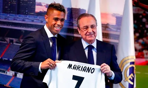 Thất kinh với mùa giải siêu tệ hại của người kế vị Ronaldo