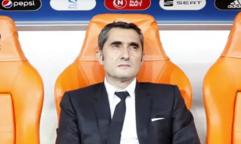 Thất trận, Valverde bất ngờ làm 1 điều với cầu thủ Barcelona