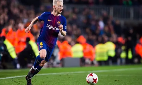 'Thay vì đến Man Utd, cậu ta vẫn đủ sức đá cho Barca'